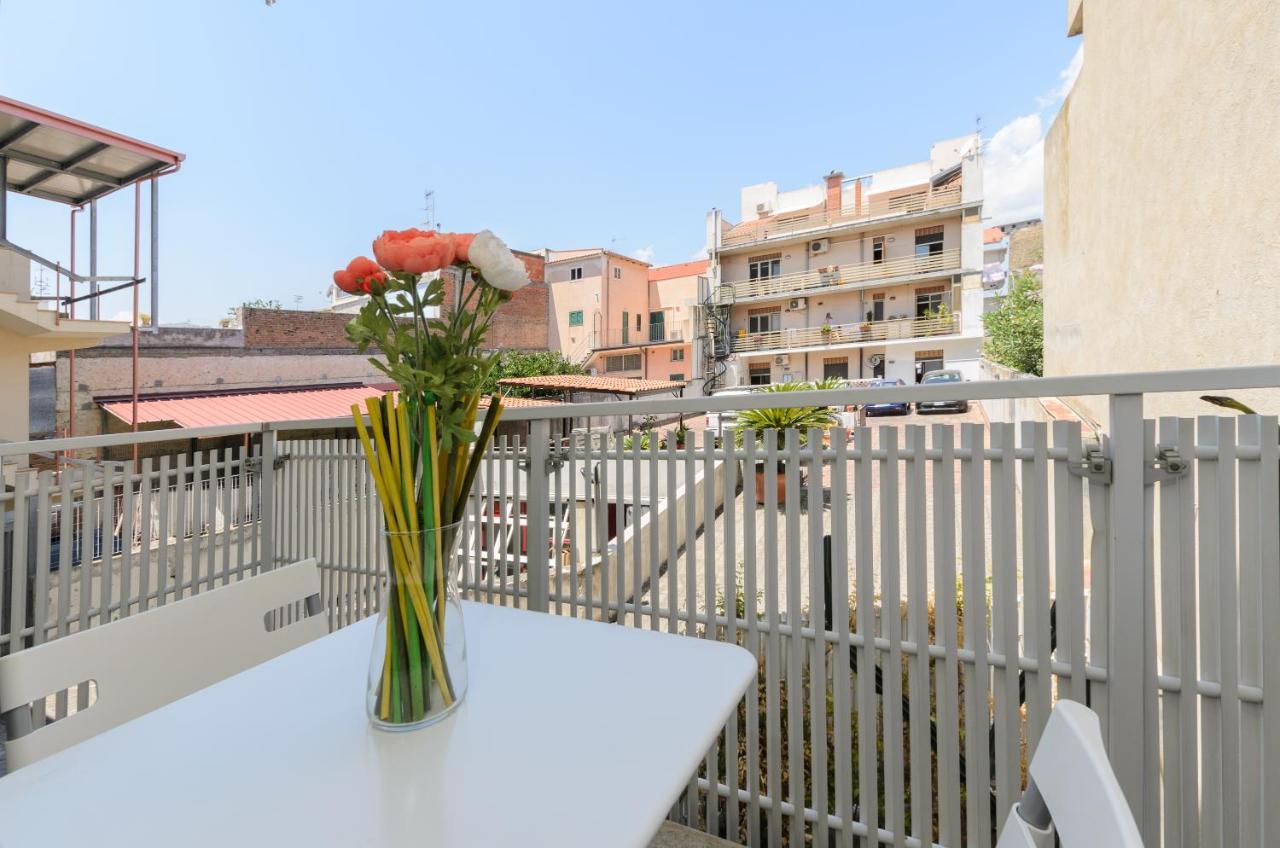 Marina D'Agro Residence Santa Teresa Di Riva Eksteriør billede